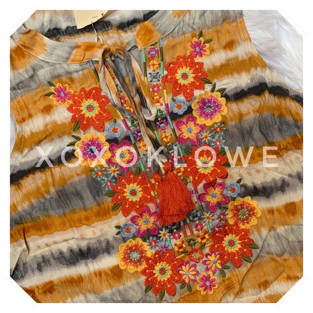 Savanna Jane Yellow & Cream Dip Dyed Embroidered Split Neck Top - Picture 8 of 12